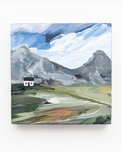 Cottage 9: Where the Mountains Rise | 12 Quiet Places